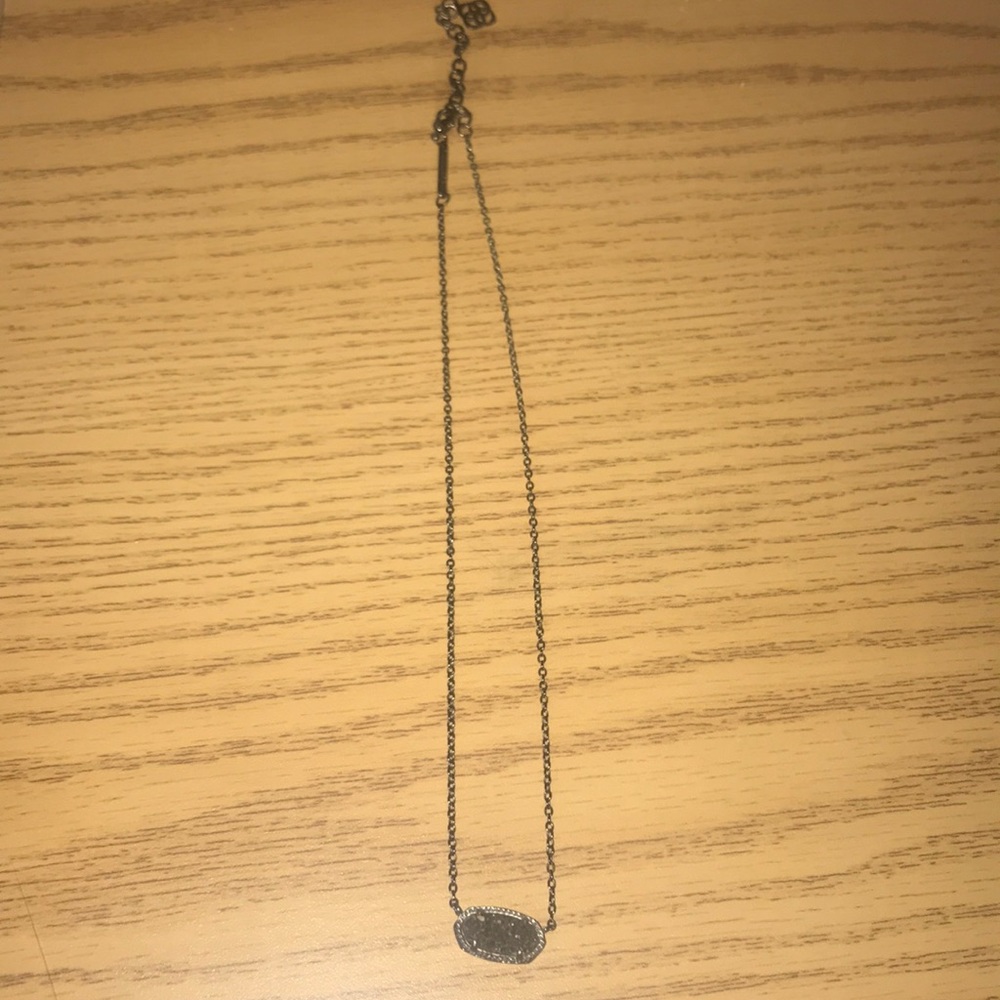 All black Kendra Scott necklace